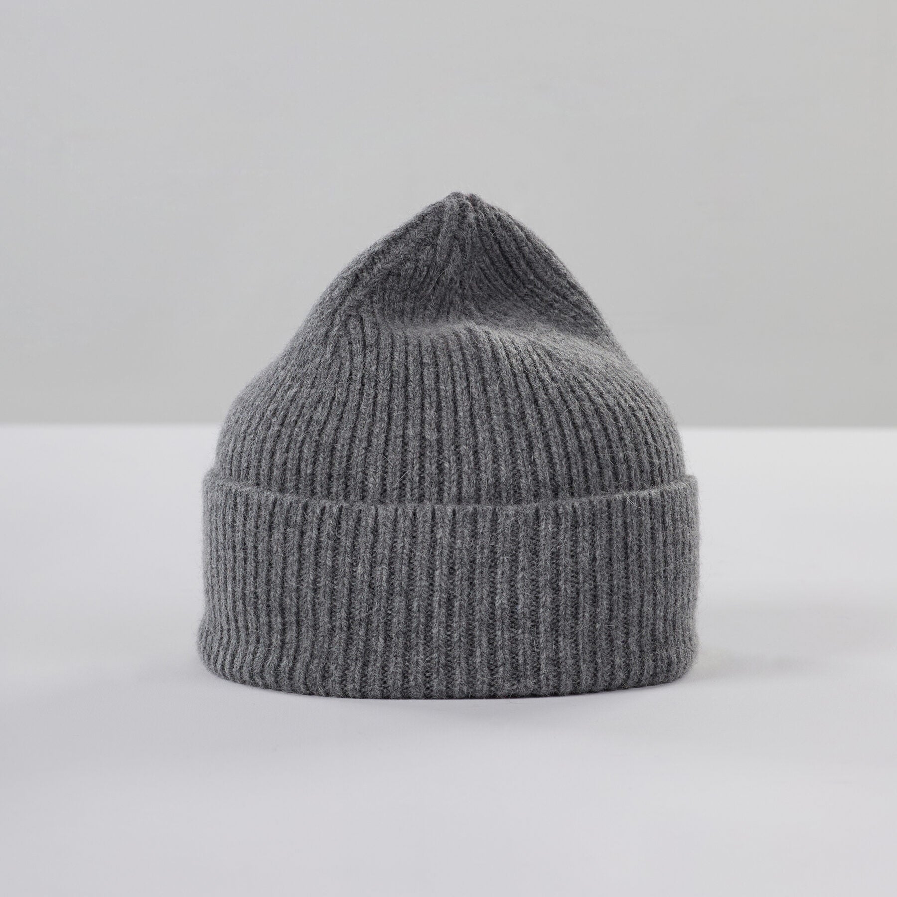 BEANIE - SLATE GREY
