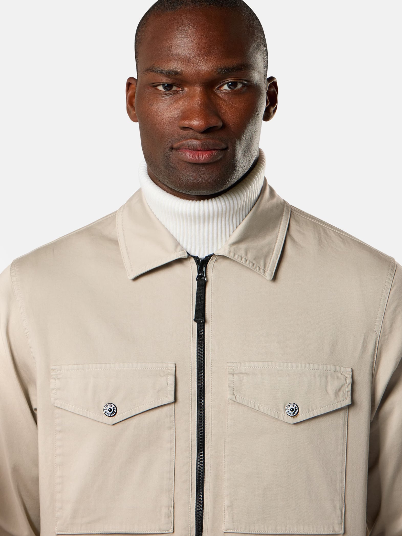 STRETCH ORGANIC COTTON SATIN ZIP-UP OVERSHIRT - SAND