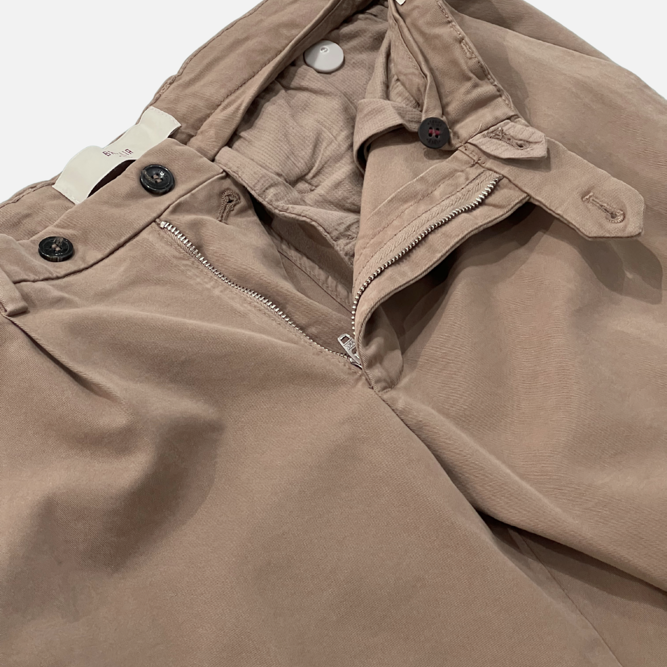 MODAL CHINO PANTS - BEIGE