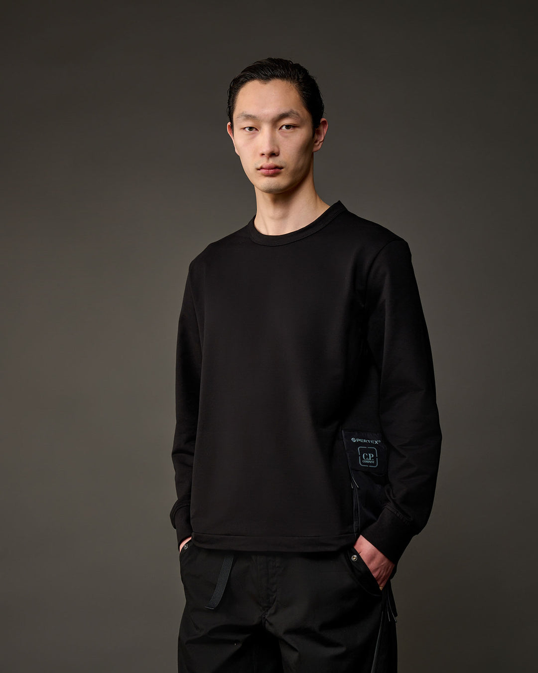 Metropolis Series Stretch Fleece Mixed Pocket Sweatshirt - Black