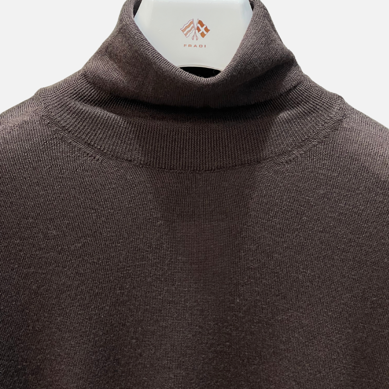 VIRGIN WOOL TURTLENECK - BROWN