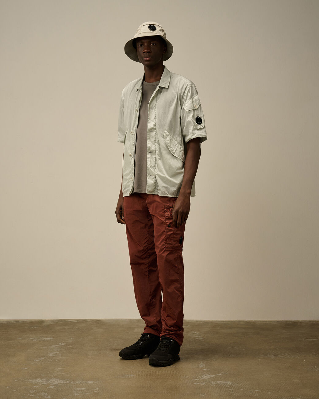 Chrome-R Short Sleeve Overshirt - Blue fox-grey