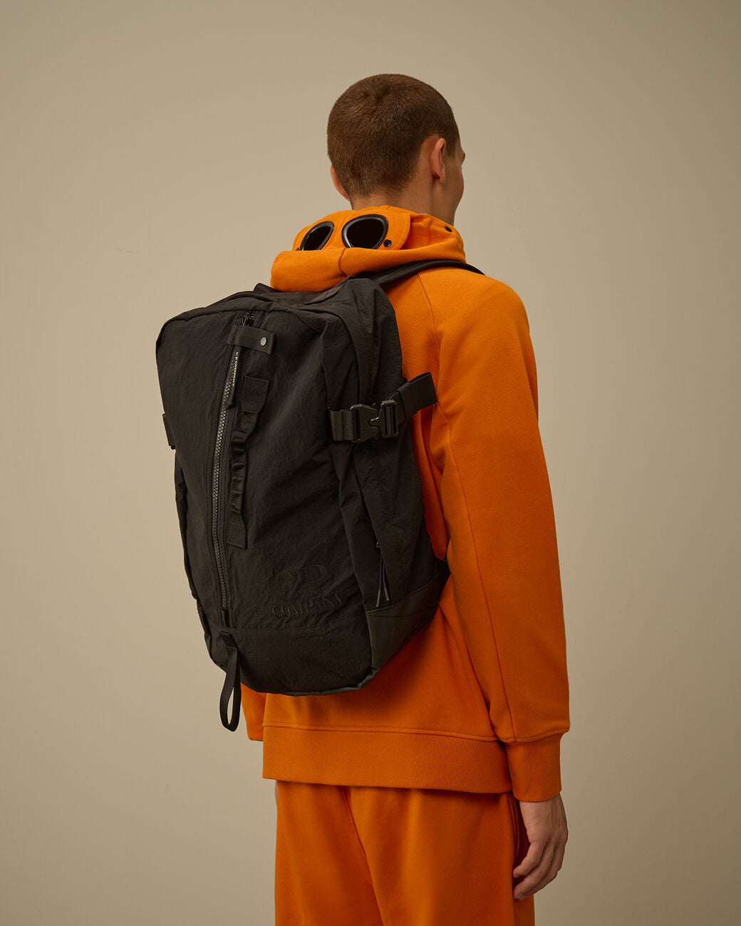 PLAIN PAPER BACKPACK