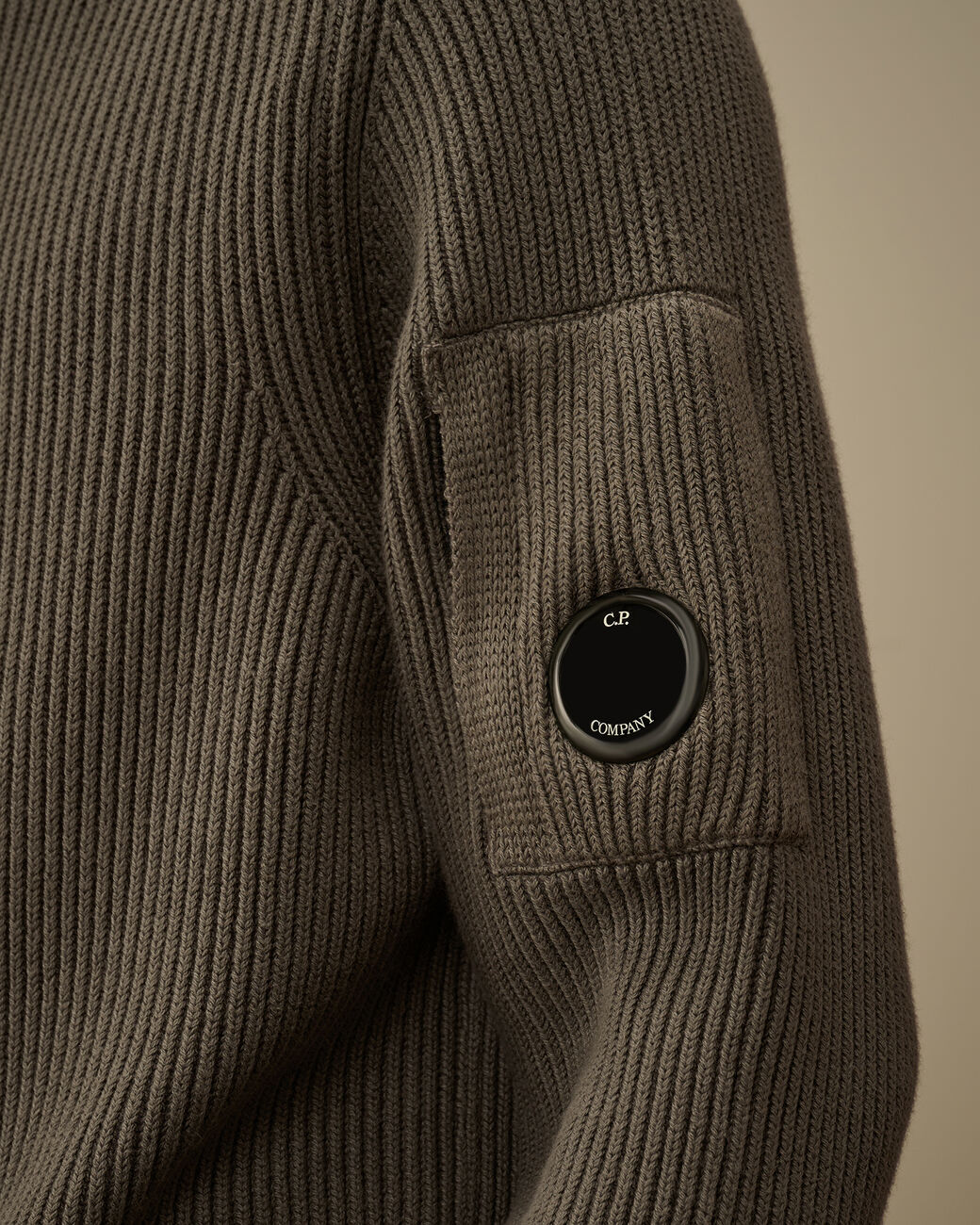 RIB HALF BUTTON SWEATER