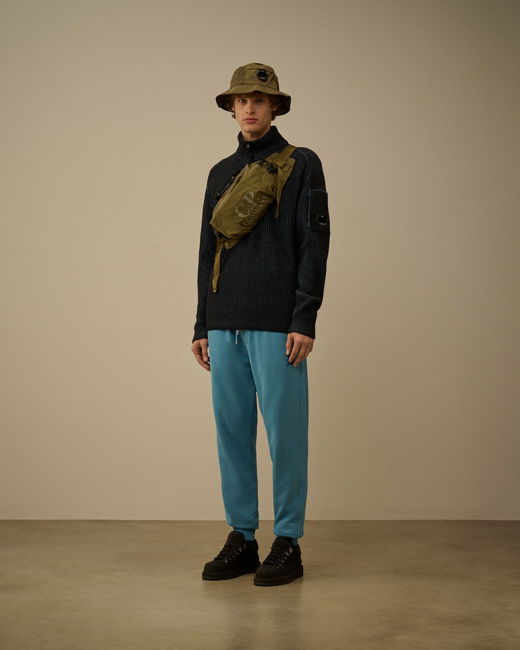 FLEECE KNIT HALF ZIP SWEATER