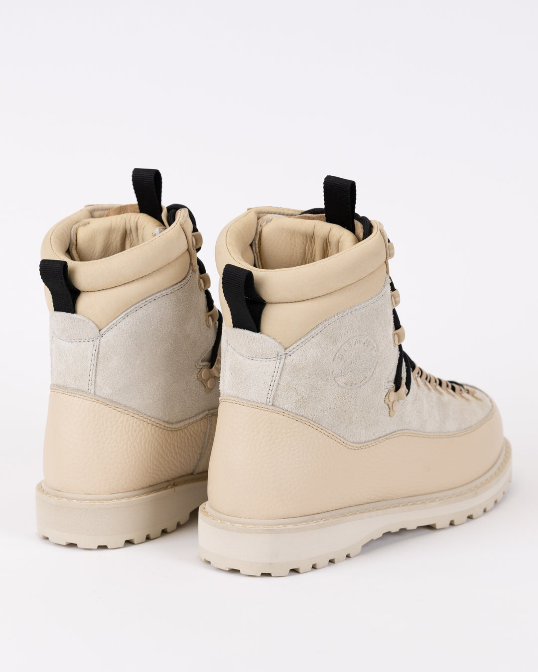 EVEREST Shearling Boots - Almond Milk