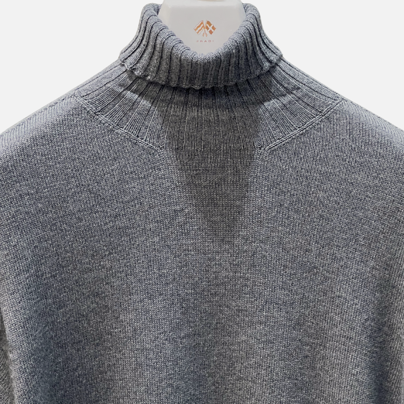 VIRGIN WOOL TURTLENECK - GREY