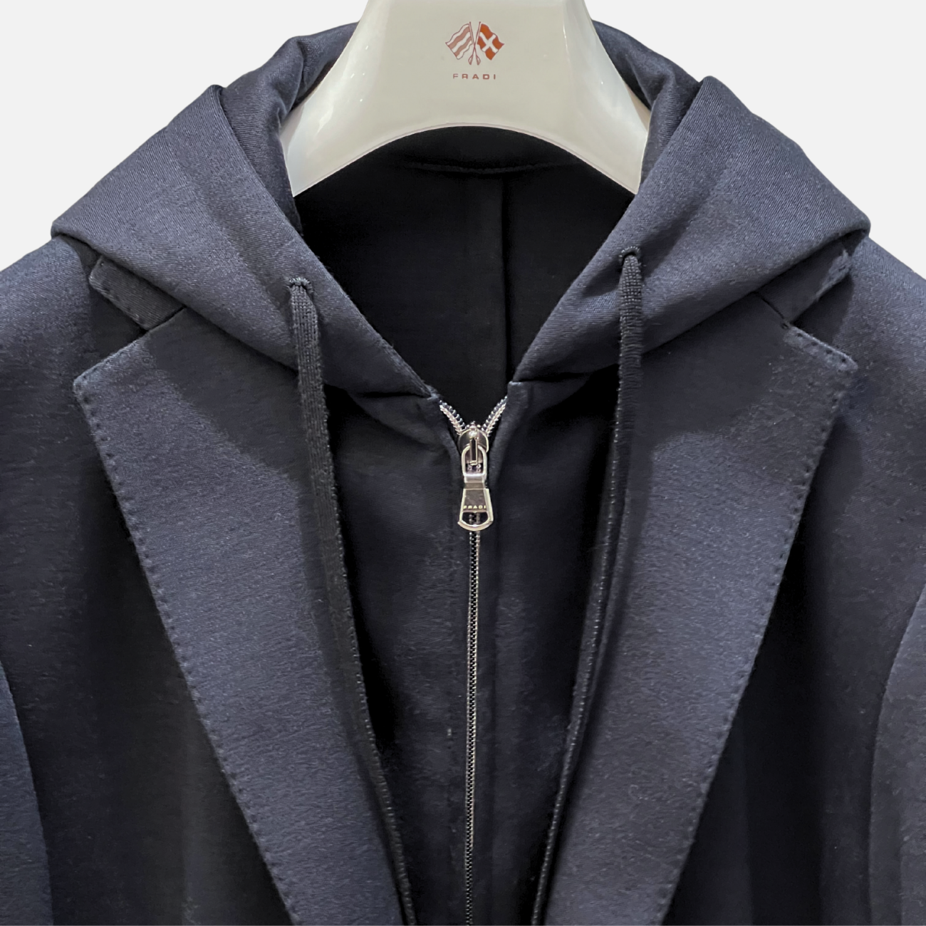 HOODED SPORTS JACKET - NAVY
