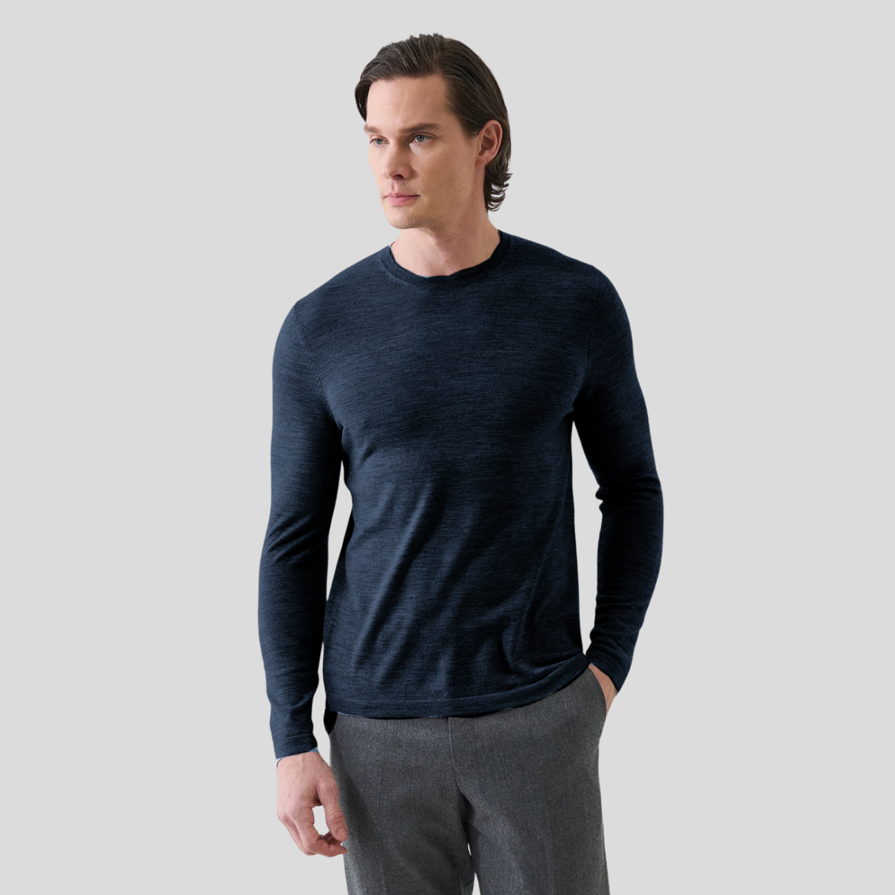 EXTRA FINE MERINO WOOL CREWNECK - MIDNIGHT