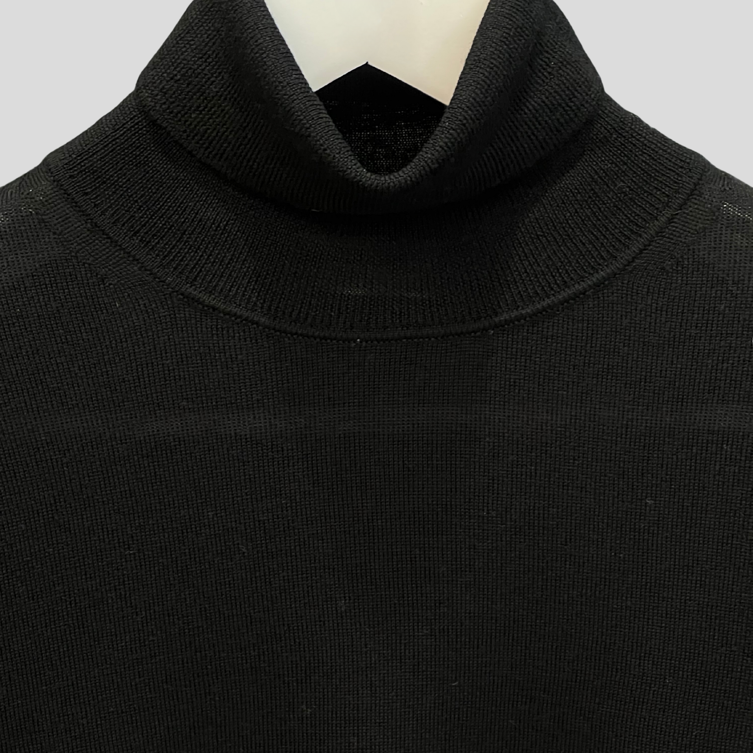WOOL HIGH NECK SWEATER - BLACK