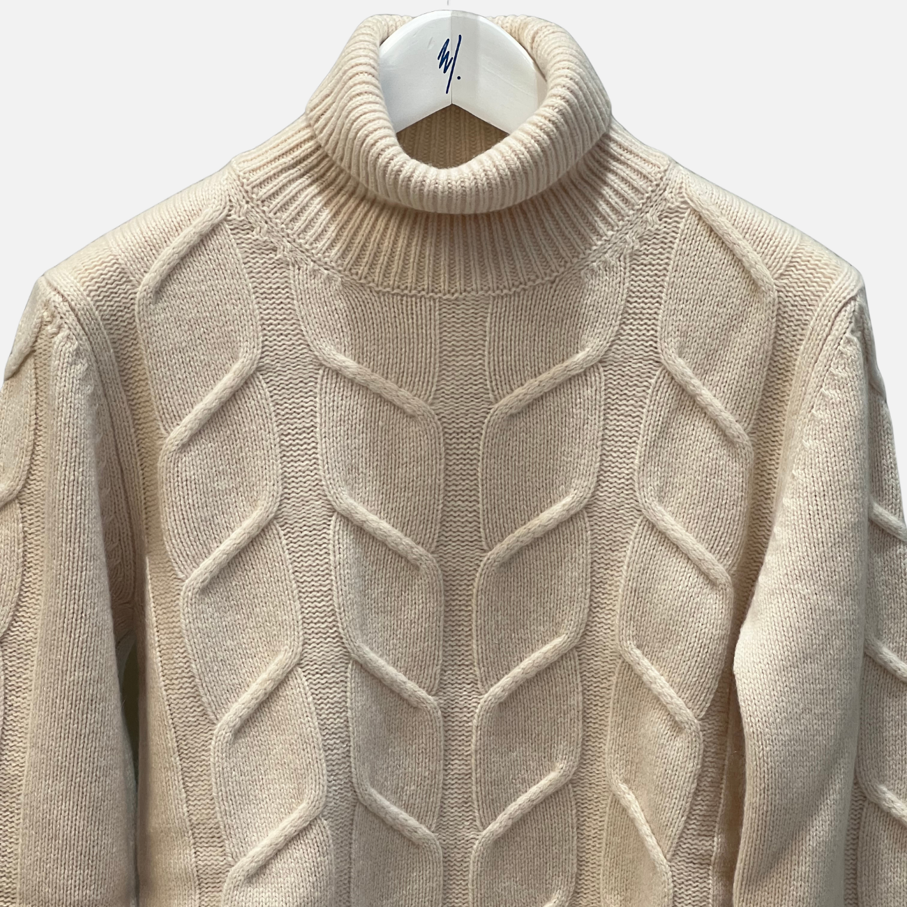 CABLE KNIT CASHMERE BLEND TURTLENECK - CREAM