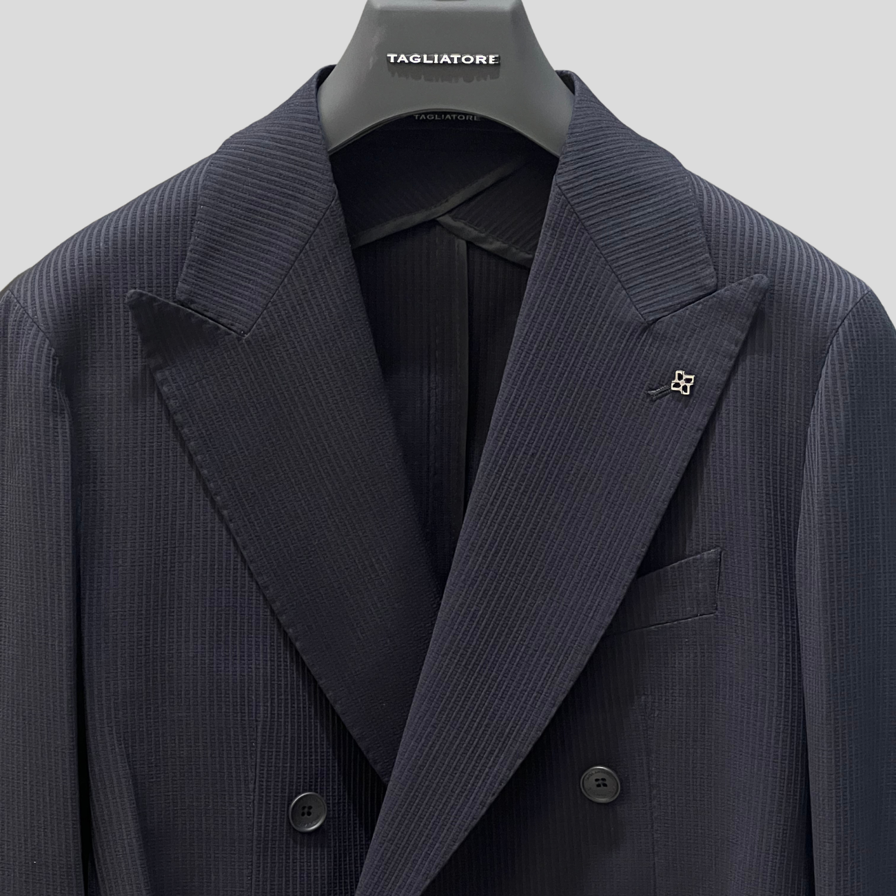 VIRGIN WOOL DOUBLE-BREASTED BLAZER - NAVY