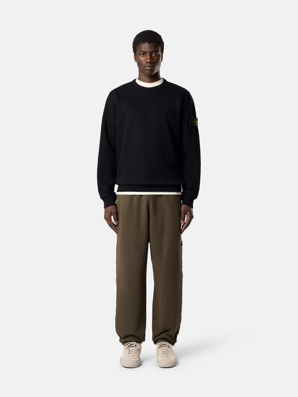 BRUSHED ORGANIC COTTON FLEECE SWEATSHIRT - BLACK