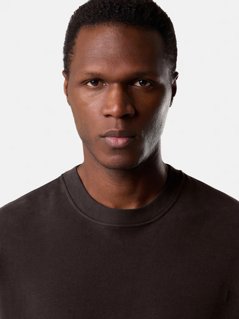 DARK BROWN COMFORT FIT CREWNECK