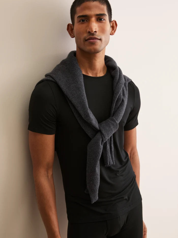 MICRO MODAL UNDERSHIRT - BLACK