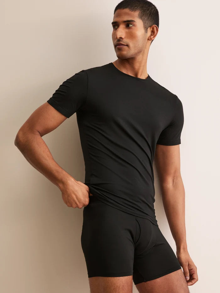 MICRO MODAL UNDERSHIRT - BLACK