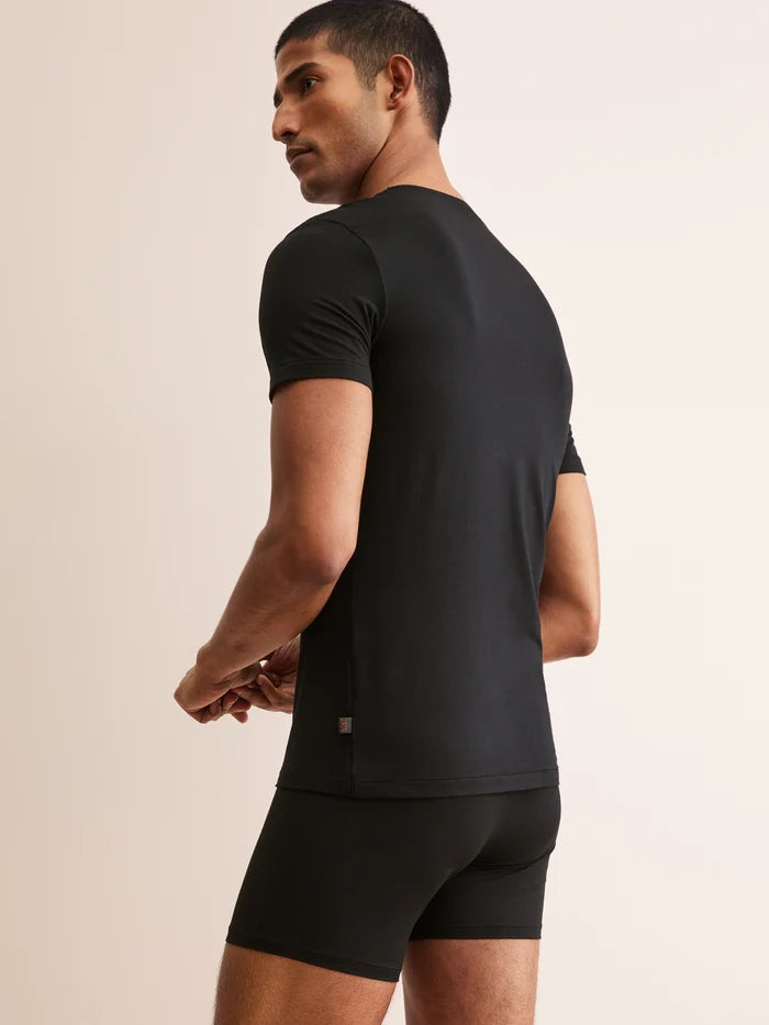 MICRO MODAL UNDERSHIRT - BLACK
