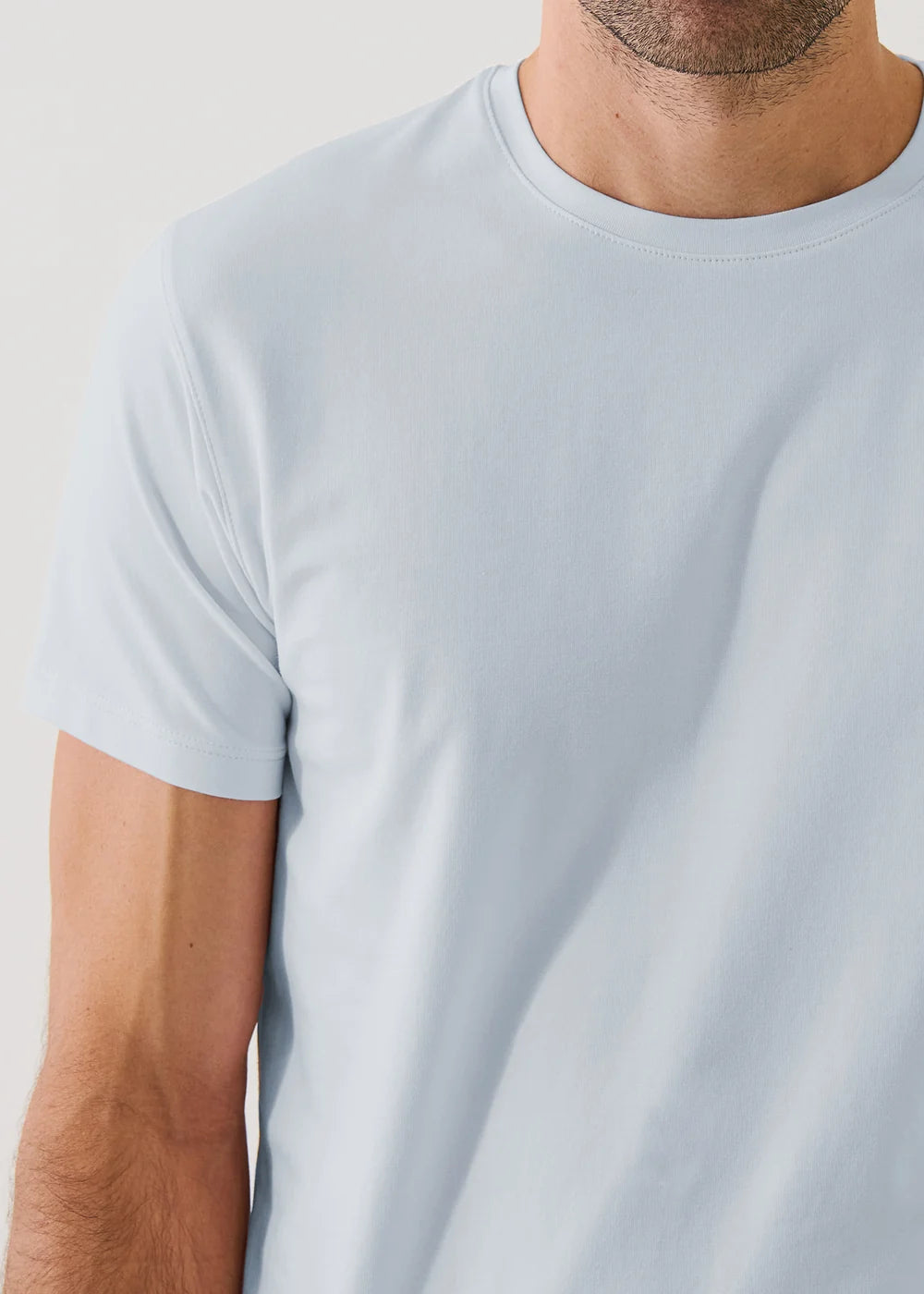 ICONIC T-SHIRT - BLUE ICE