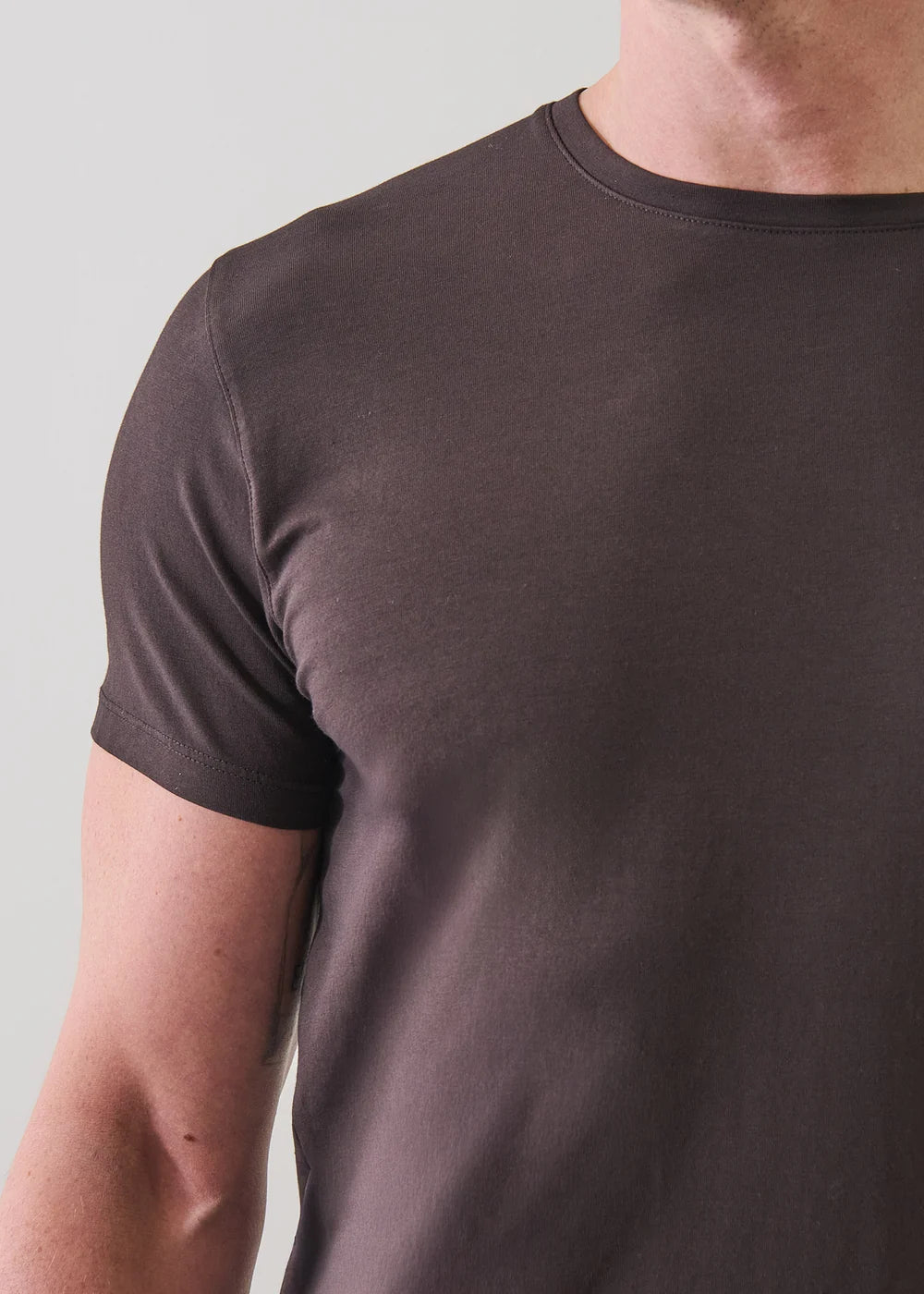 ICONIC T-SHIRT - GANACHE