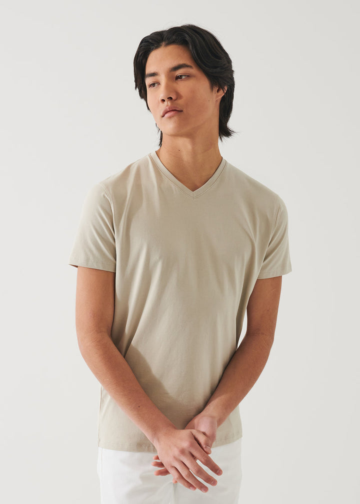 T-shirt à col en V en coton pima stretch - Canvas