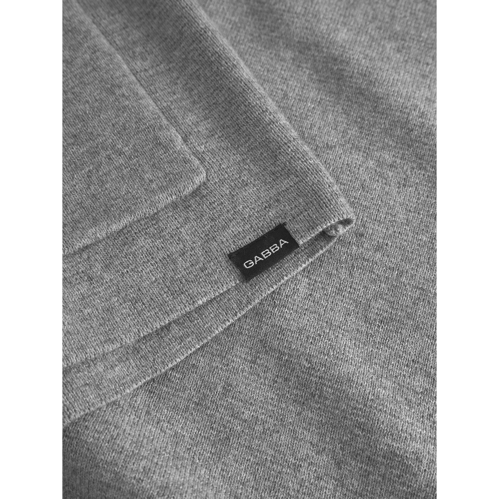 GABBA BLANKO CARDI SWEATER