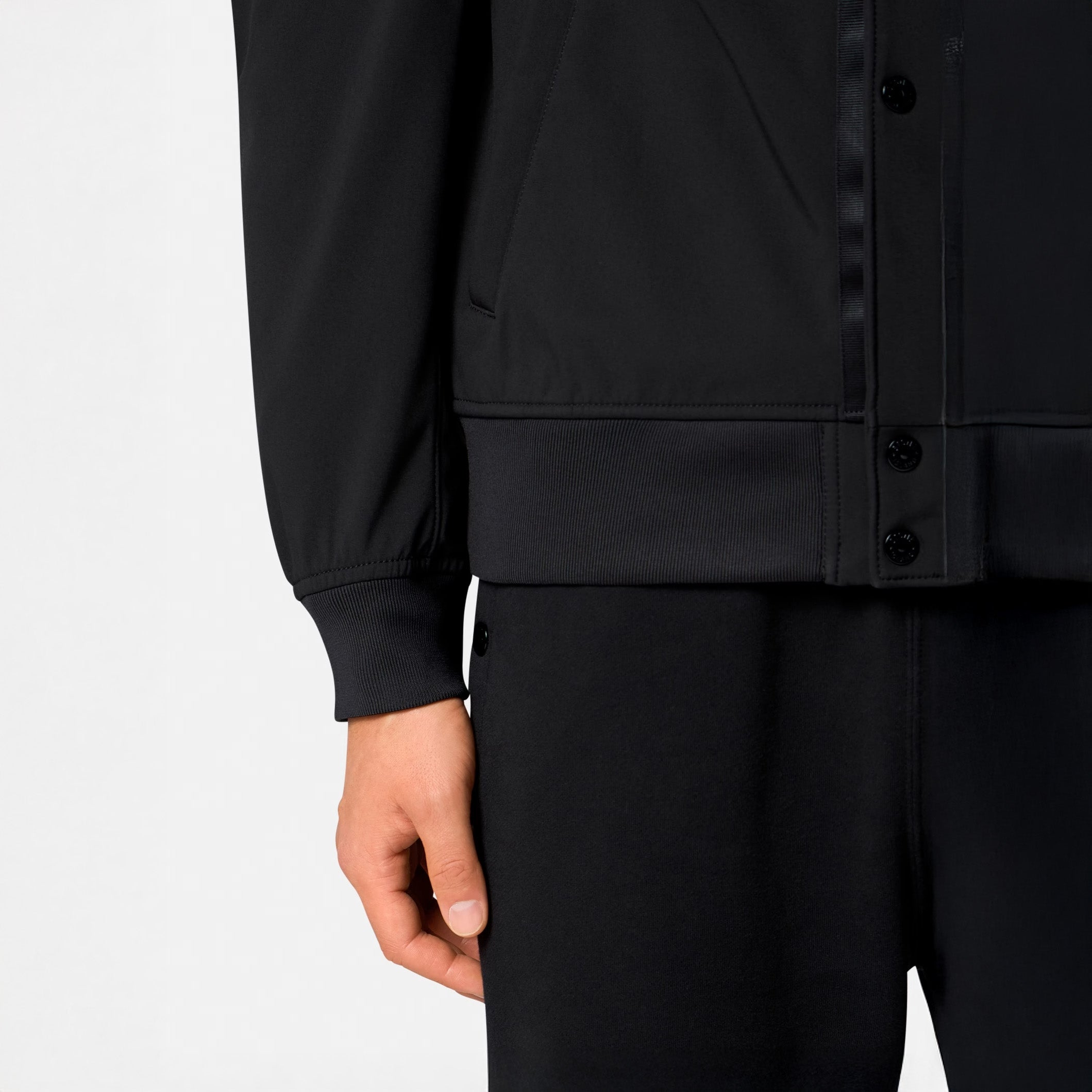 LIGHT SOFT SHELL-R E.DYE® TECHNOLOGY HOODED JACKET - BLACK