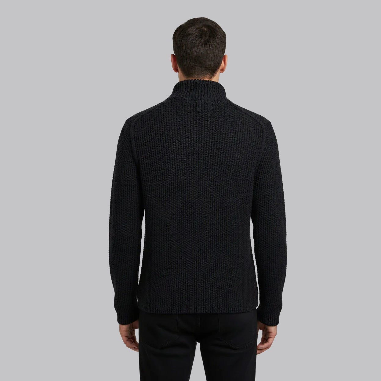 HANNES ROETHER WOOL CREW NECK SWEATER - BLACK