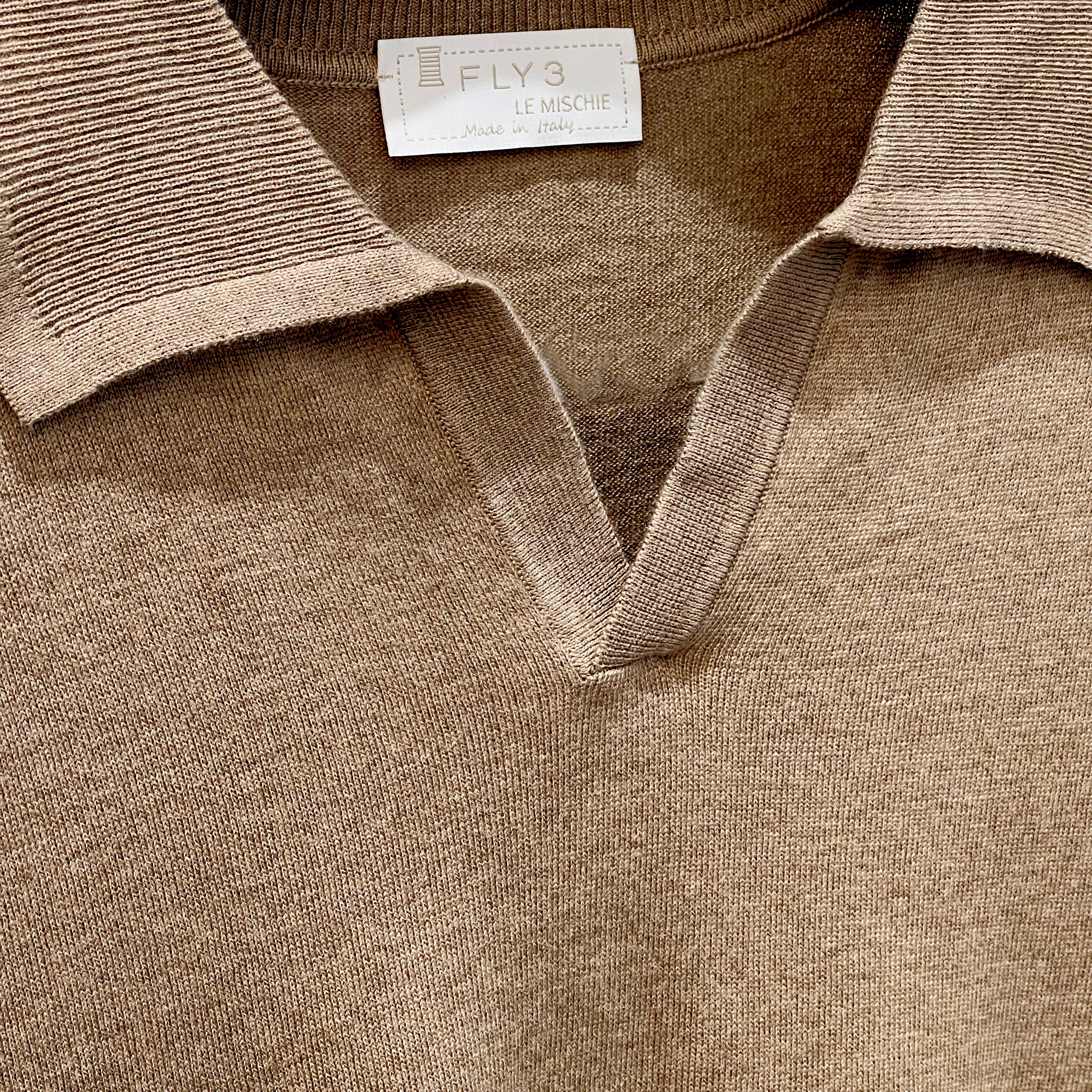 JOHNNY COLLAR  POLO SHIRT - CHAMPAGNE