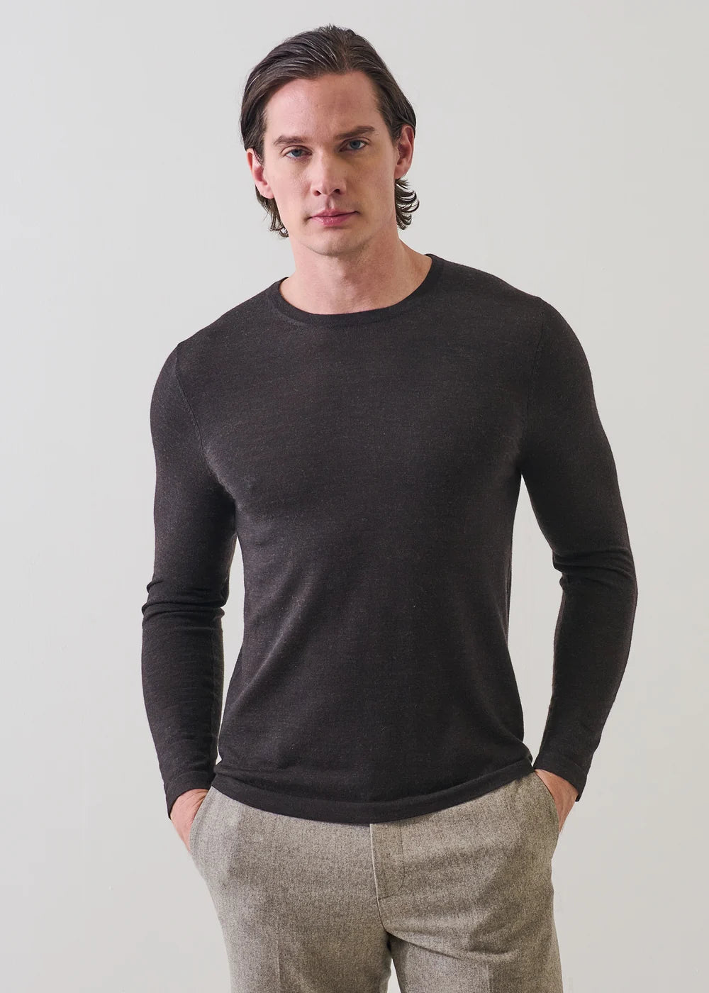 EXTRA FINE MERINO WOOL CREWNECK - BROWNIE