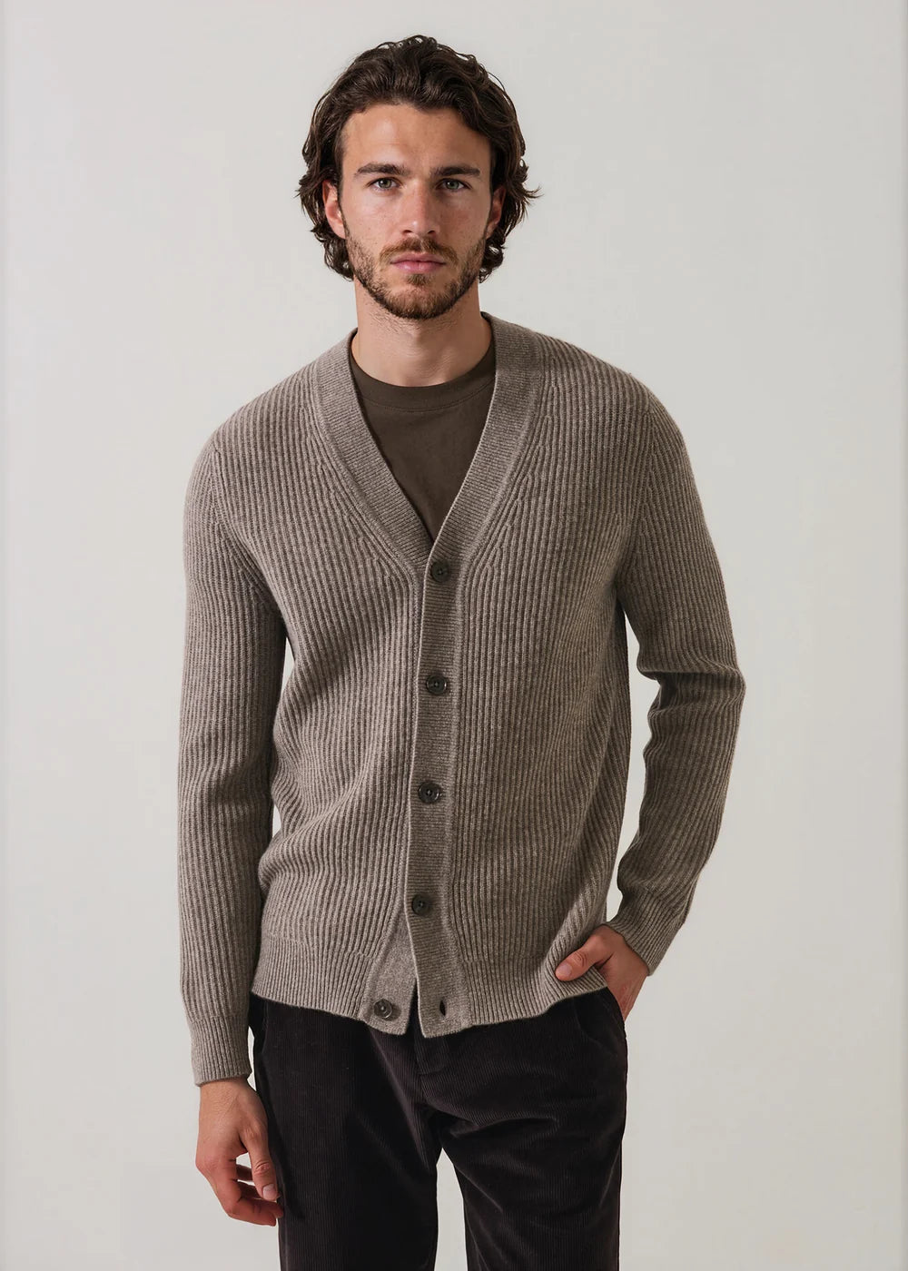 MERINO BLEND RIBBED BUTTON CARDIGAN - BROWN