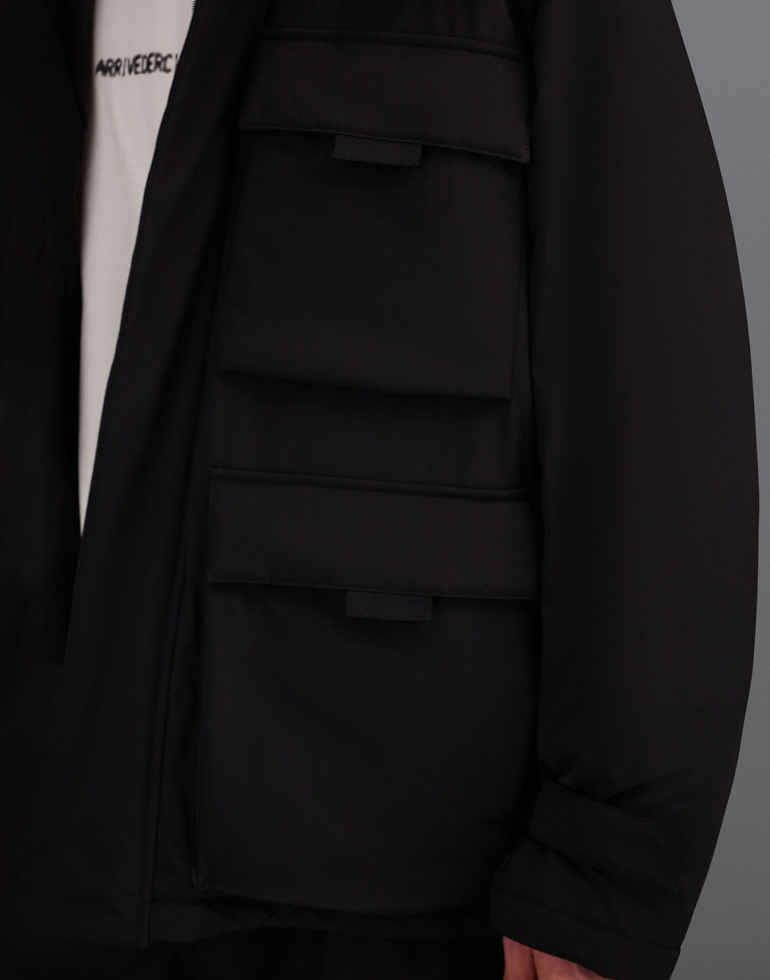 SHORT PARKA IN STRETCH DOWN - BLACK