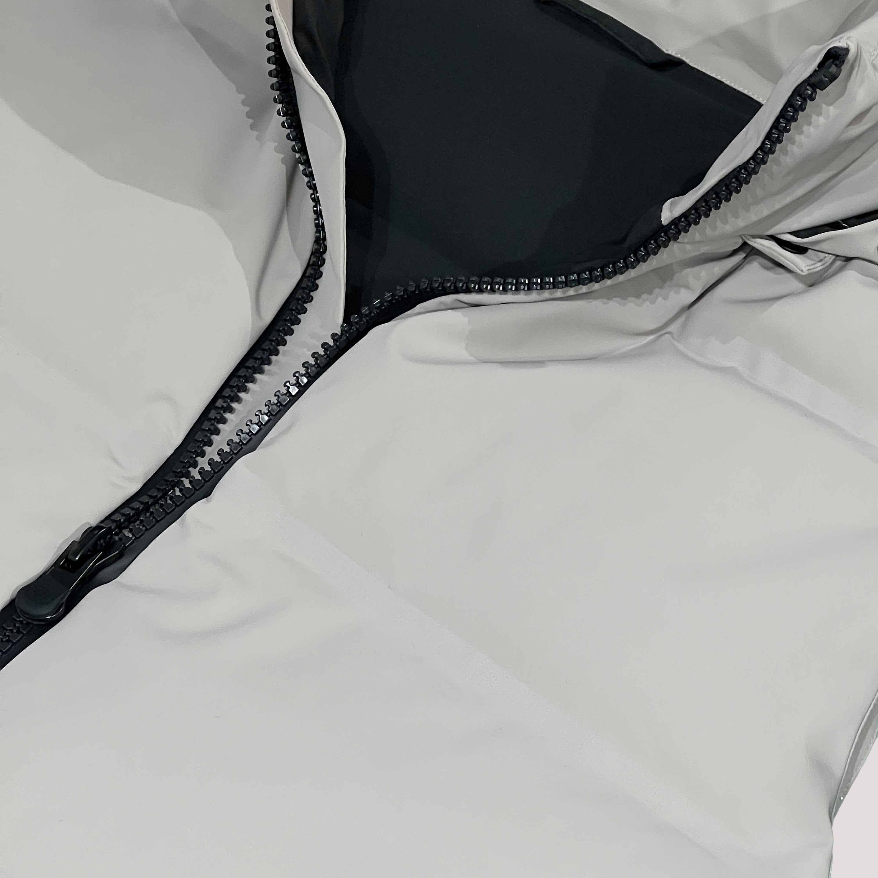 THE GOOSEDOWN VEST - MUD