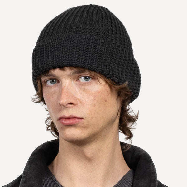 BEANIE - BLACK