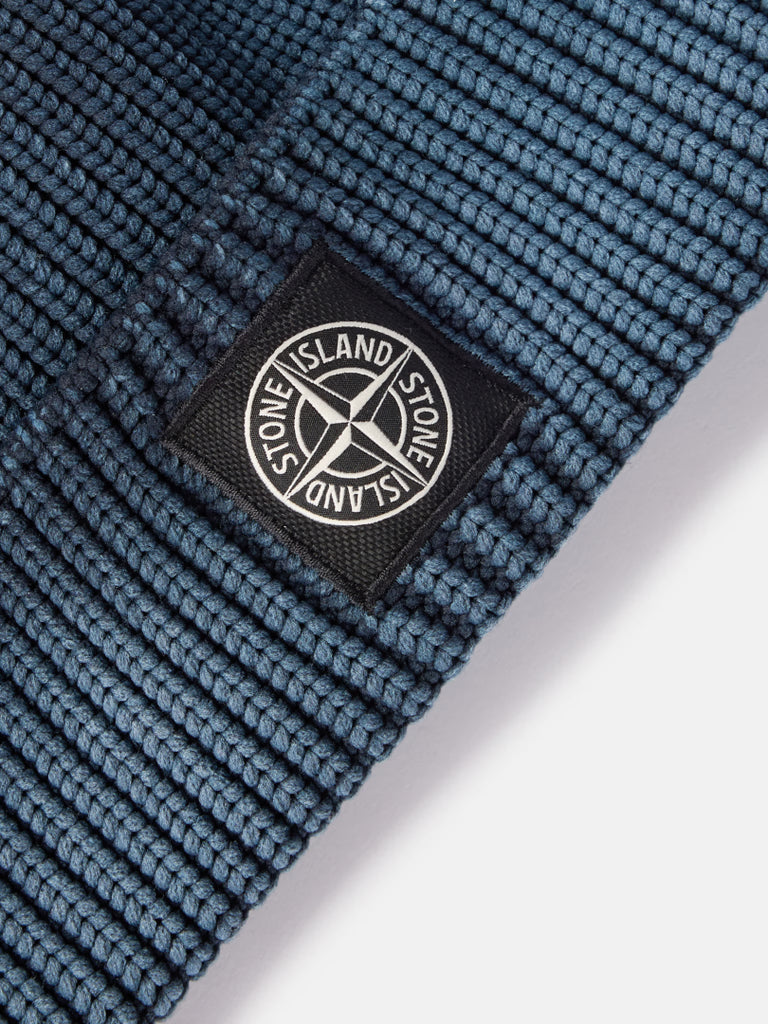 BLUE BEANIE WITH COMPASS LOGO