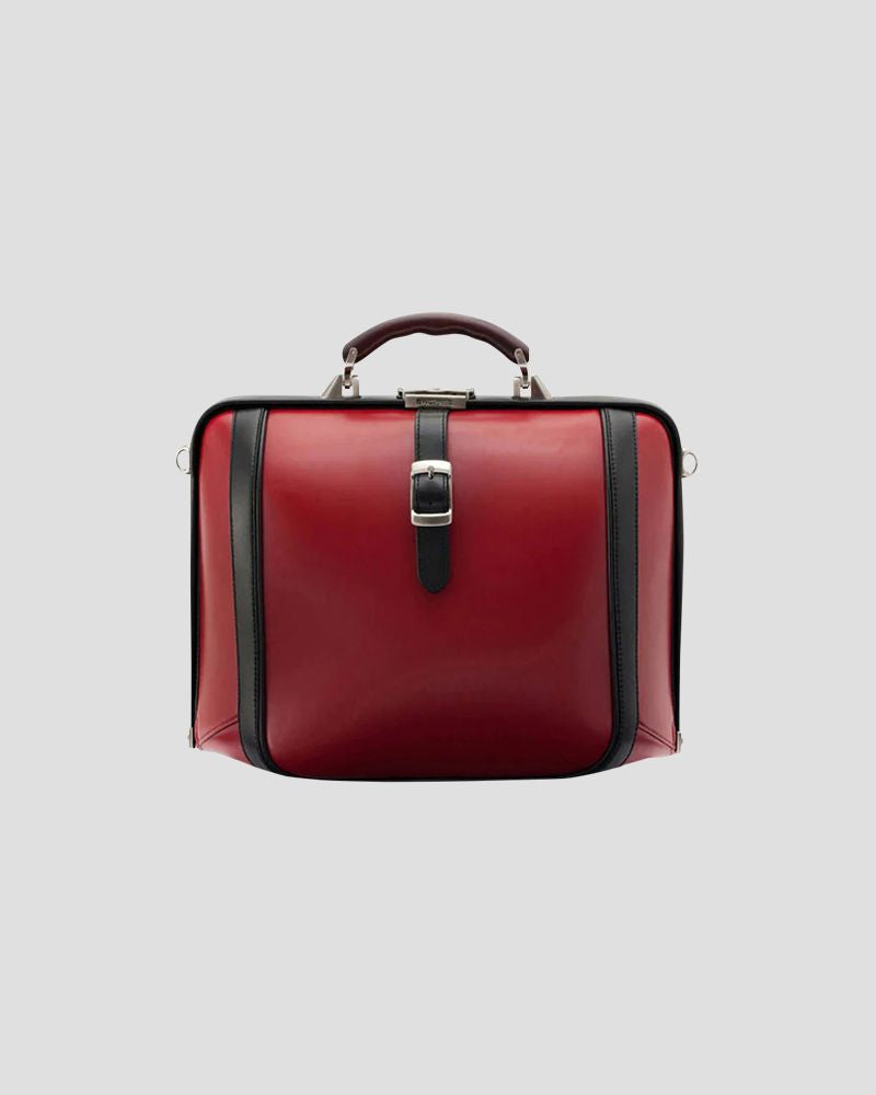 Dulles Messenger - Red