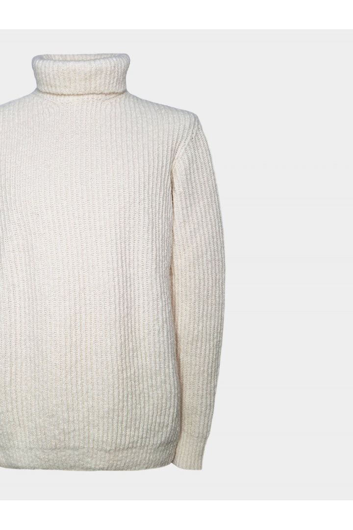 Turtleneck in bouclè wool - Ecru